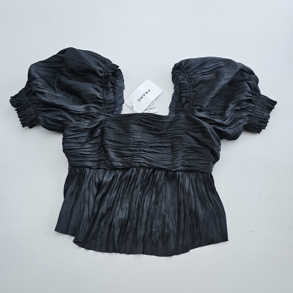 Frame Puff Sleeve Top - Picture 2 of 8